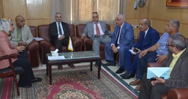 نائب محافظ الوادى الجديد تلتقى وفد صندوق تمويل المساكن 