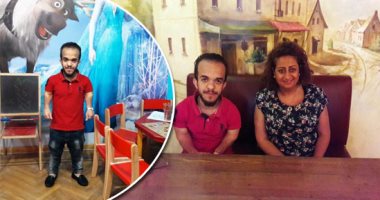صور.. "وجوه مصرية" تتغلب على الإعاقة.. شاب من الأقزام يتحدى العجز ويعمل بكافتيريات كبرى.. كيرلس: واجهت معاناة بسبب نظرات البعض وصعوبة الحصول على شغل.. ويؤكد: قانون الإعاقة أعاد لنا الأمل وبتمنى أفتح صالون حلاق