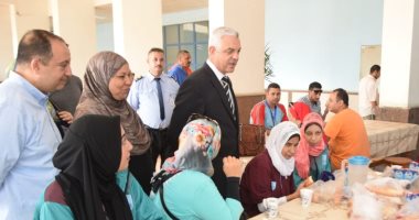 صور.. رئيس جامعة المنوفية يبدأ أسبوع شباب الجامعات الثانى بجولة للمدن الجامعية
