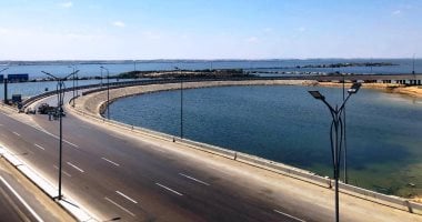 رئيس الوزراء يستهل زيارته للإسكندرية بتفقد طريق الكافورى - برج العرب 