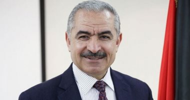 عشرات يتظاهرون أمام مجلس الوزراء الفلسطينى للمطالبة بقوانين لحماية الأسرة