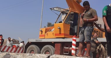 الإنقاذ النهرى بالشرقية ينقذ 3 أشخاص سقطت بهم سيارة فى ترعة الإسماعيلية