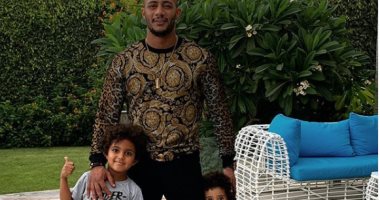 ماذا قال محمد رمضان عن أبنائه بعد نشر صورته معهم؟