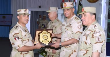 وزير الدفاع يفتتح المرحلة النهائية من مشروع تطوير النظام الإشارى لحرس الحدود