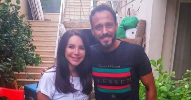 شاهد..يوسف الشريف يزور زوجته إنجى علاء في موقع تصوير "بلا دليل"
