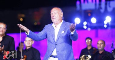فعاليات اليوم.. انطلاق مهرجان تورز للشعر.. وحفل للموسيقار عمر خيرت