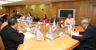 محافظ قنا بدء تنفيذ حملة "حقك تنظمى" لتقديم خدمات تنظيم الأسرة بالمجان