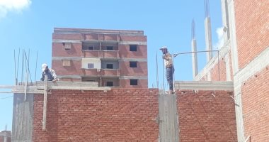 صور.. إيقاف 3 حالات بناء مخالف فى أحياء المنتزة والعامرية بالإسكندرية