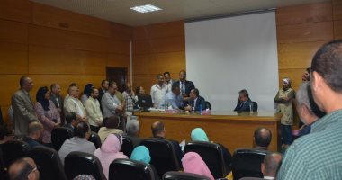 رئيس الشركة القابضة يؤكد حرصه على رفع كفاءة العامل البشرى بالمطارات