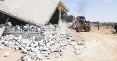 إزالة 130حالة تعدى على نهر النيل بمركز المحمودية بالبحيرة 