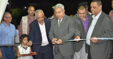 تخفيضات تصل لـ40% فى معرض "أهلا بالمدارس" بأسوان.. صور