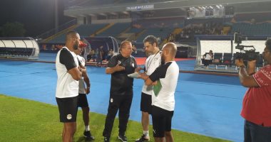 شوقى غريب يمنح المنتخب الأولمبى راحة 24 ساعة