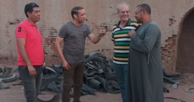 البيئة تضبط كميات من الكاوتشوك قبل حرقها بعرب أبو ساعد