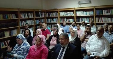 ثقافة الإسكندرية تحيى ذكرى فنان الشعب.. صور