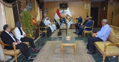 محافظ الوادى الجديد يستقبل وفد جائزة خليفة الدولية للتمور وتسليم وبدء التشغيل التجريبي لمجمع التمور