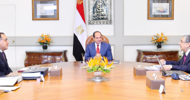 "حلم الضبعة" يقترب من التنفيذ.. السيسى يؤكد أهمية الطاقة النووية كمجال مستقبلى للمساهمة فى توليد الكهرباء ويوجه بضمان أعلى معايير السلامة والأمان فى مراحل إنشاء المحطة.. ويطلع على موقف مشروعات العاصمة الجديدة