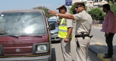 صور.. أمن القليوبية يشن حملة مكبرة ببنها لضبط المرور والمركبات المخالفة