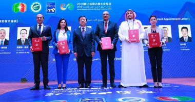 جامعة نينجشيا الصينية تكرم رئيس هيئة الكتاب وتمنحه درجة أستاذ زائر .. صور