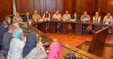 نائب محافظ الإسكندرية يشدد على الاستعداد لاستقبال العام الدراسى الجديد