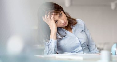 لو متوتر على طول ومش عارف تعمل إيه.. نصائح للتخلص من الشعور بالقلق