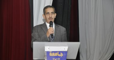 رئيس جامعة قناة السويس يعرض ملف التحول الرقمى فى اجتماع بحضور 5 شركات تكنولوجية