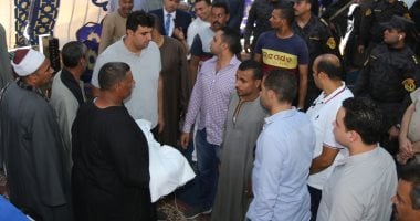 صور.. سكرتير عام محافظة قنا ومدير الأمن يشهدان صلح القودة بين "العويلات وآل المصالى"