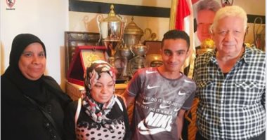 مرتضى منصور يمنح عضوية الزمالك العاملة لمشجعين من ذوى الاحتياجات الخاصة
