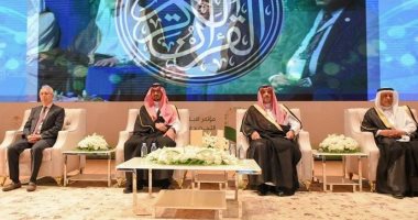 خادم الحرمين يرعى مؤتمر الابتكار واتجاهات التجديد في المكتبات بالمدينة المنورة
