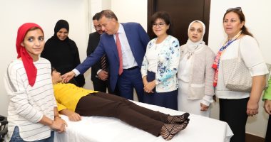 صور.. رئيس جامعة عين شمس يفتتح الجناح التعليمى لقسم القلب بمستشفى الباطنة