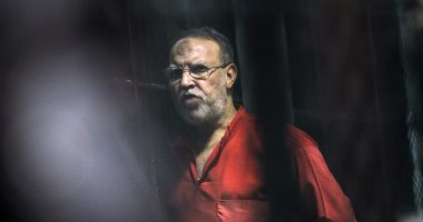 2370 يوما قضاها عصام العريان عضو "الإخوان" الإرهابية بالسجن.. السجل الجنائى حافل بأحكام نهائية أبرزها "أحداث الاتحادية" وراح ضحيتها الحسينى أبو ضيف.. وغير نهائية بالمؤبد في "اقتحام الحدود" والإعدام بـ"فض رابعة"