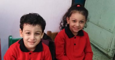 باليونيفورم واللانش بوكس.. قارئة تشارك بصورة ابنتها فى أول يوم دراسة