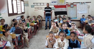 صور.. 95% نسبة حضور طلاب المنوفية للمدارس فى أول يوم دراسى