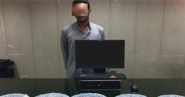 ضبط شخص يستولى على بطاقات دفع الكترونى للتسوق بها