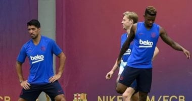 برشلونة يستعيد سواريز وسيميدو ضد فالنسيا