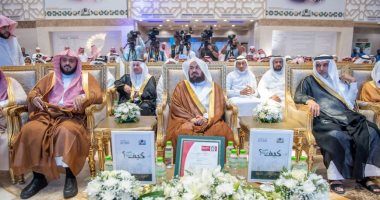 وزارة الحج والعمرة السعودية تشدد على جودة الخدمات للمعتمرين والالتزام بالتصاريح