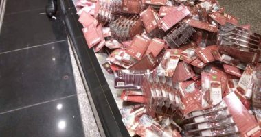 ضبط كمية كبيرة من مستحضرات التجميل مع راكب تايلاندى بمطار القاهرة ..صور