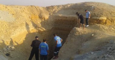 الاستعانة بمعدات حفر ثقيلة لاستخراج جثة شاب لقى مصرعه خلال التنقيب عن الآثار