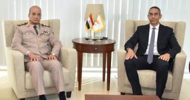 وزير الدفاع يعود إلى أرض الوطن بعد زيارته الرسمية لجمهورية قبرص 