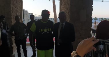 الخطيب يخطف الانظار في حفل توقيع حفل أفضل لاعب بافريقيا