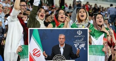 إيران أمام قرار السماح للجنس الناعم بدخول الملاعب.. متحدث حكومة روحانى: وفرنا البنية التحتية للمدرجات.. وتحقيقات بقضية انتحار مشجعة.. والفيفا تطرق أبواب طهران للتأكد من الاستعدادات قبل مبارایات تصفيات المونديال