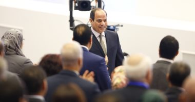 السيسى يشهد فيلم تسجيلى عن "تأثير نشر الأكاذيب على الدولة"