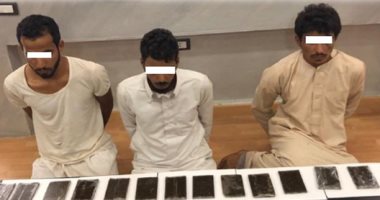 ضبط 3 أشخاص بحوزتهم 18 طربة حشيش و52 تذكرة هيروين بجنوب سيناء