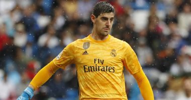 كورتوا يكسب ثقة جماهير ريال مدريد بعد التألق ضد ليفانتي.. فيديو 