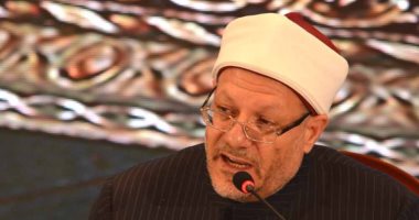 المفتى : الجماعات والتنظيمات الإرهابية تنظر للوطن على أنه "حفنة تراب"