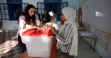 رئيس هيئة الانتخابات التونسية يحث الشباب على ممارسة حقهم الانتخابى