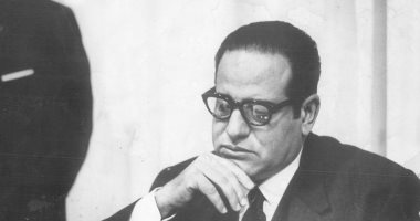  شاهد أوراق بدر الدين أبو غازى عن الخدمات الثقافية للجماهير عام 1973