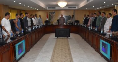 محافظ الفيوم يترأس الاجتماع الدورى لمجلس الشباب