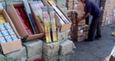 الداخلية تضبط نصف مليون قطعة ألعاب نارية فى الإسكندرية 