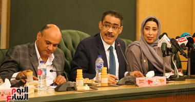 نقيب الصحفيين: الوجود المصرى فى النشاط الصحفى و الإعلامى بدبى متميز وبارز