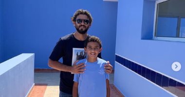 حسام غالى يحتفل بعيد ميلاد نجله محمود.. صور